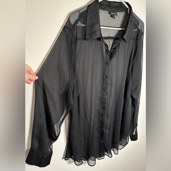 Torrid Black Chiffon And Satin Button Up Shirt Long Sleeve Fitted Blouse size 3X - Picture 6 of 8
